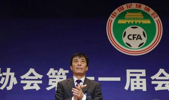 报道称，尤文图斯正在为冬窗补强中场进行评估，他们正在考虑引进皇马中场塞瓦略斯的可行性。